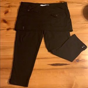 Capri pants with skirt